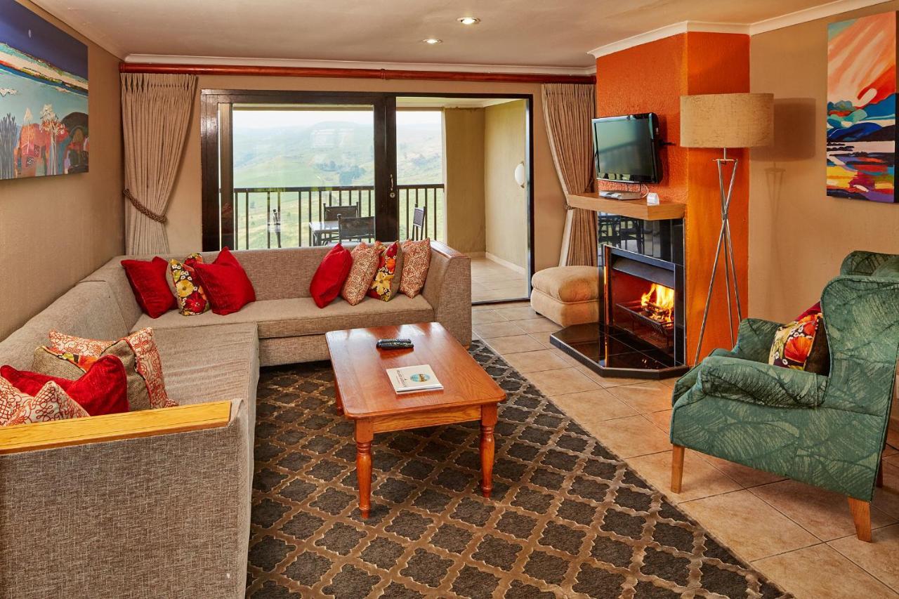 First Group Midlands Saddle And Trout Hotell Mooirivier Exteriör bild