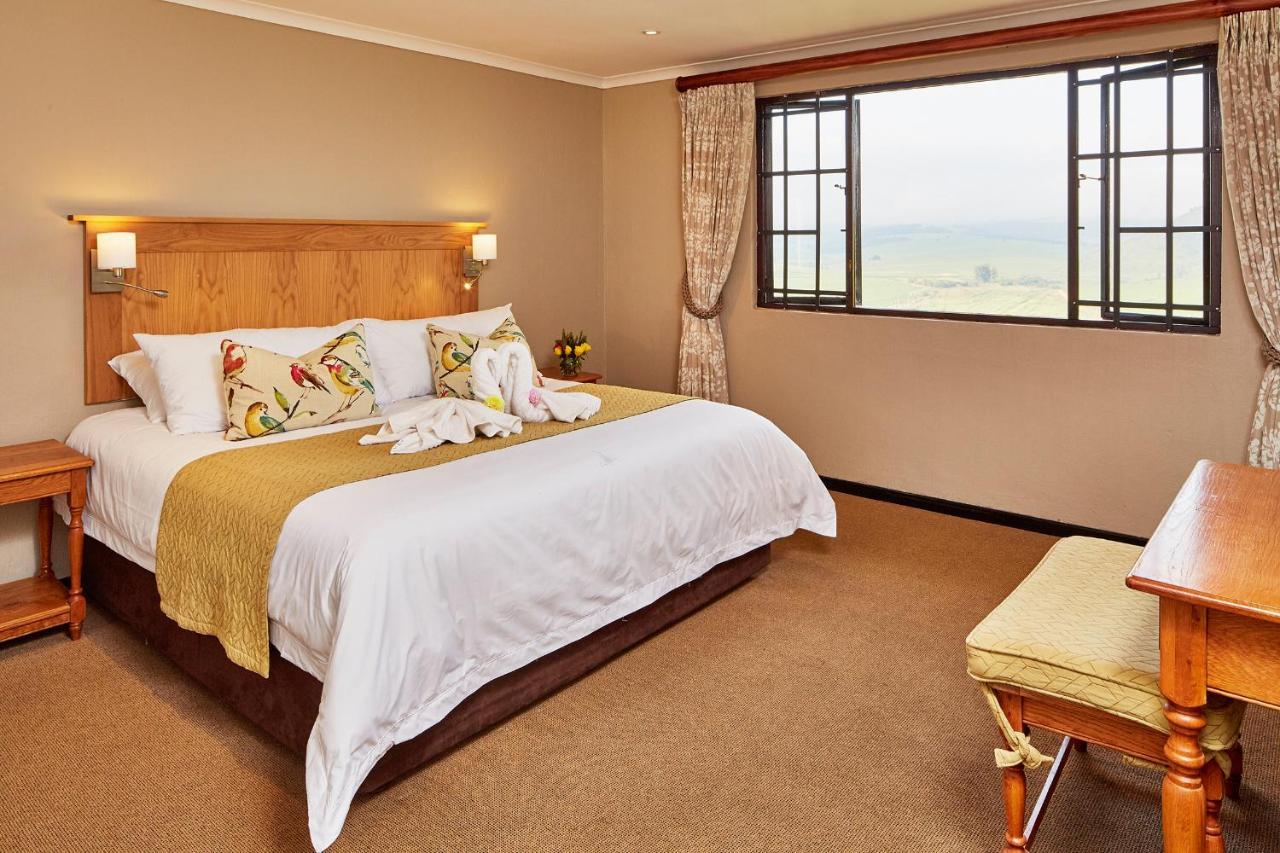First Group Midlands Saddle And Trout Hotell Mooirivier Exteriör bild